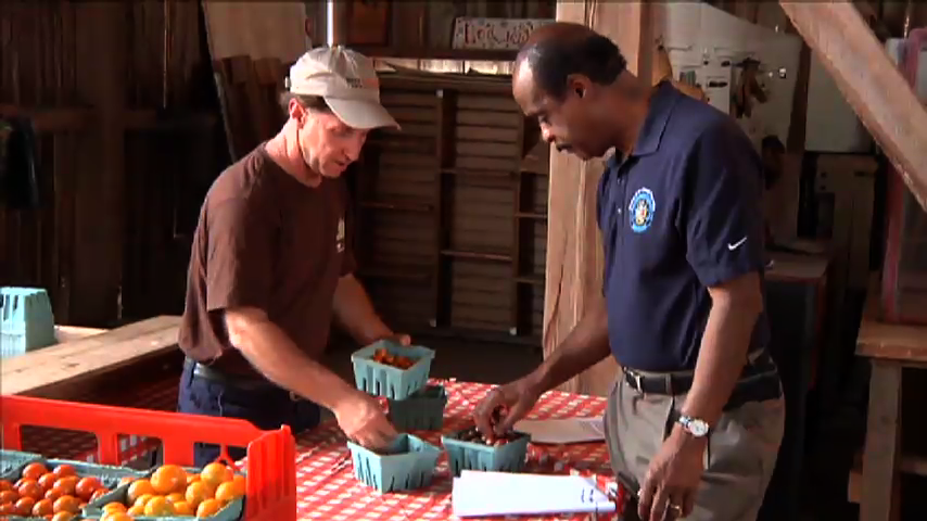 Executive Ike Leggett at Red Wiggler Farm