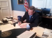 Governor O'Malley signs Vote 2012 results
