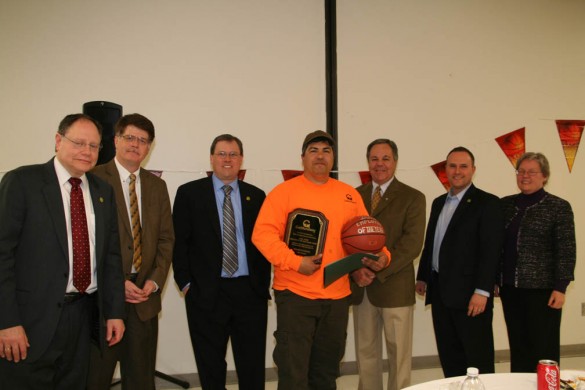 photo Al Guzman and Gaithersburg city dignitaries