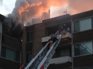 photo Silver Spring apartment fire