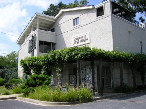 Ratner Museum 