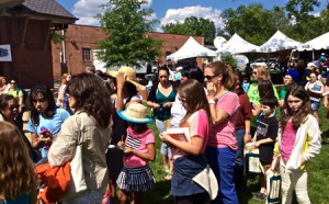 photo of Gaithersburg Book Festival Lines