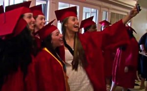 photo of MCPS Graduates take selfie