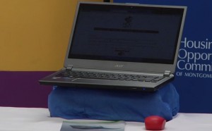 photo of laptop in HOC Connects program