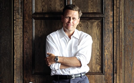 photo of author David Baldacci