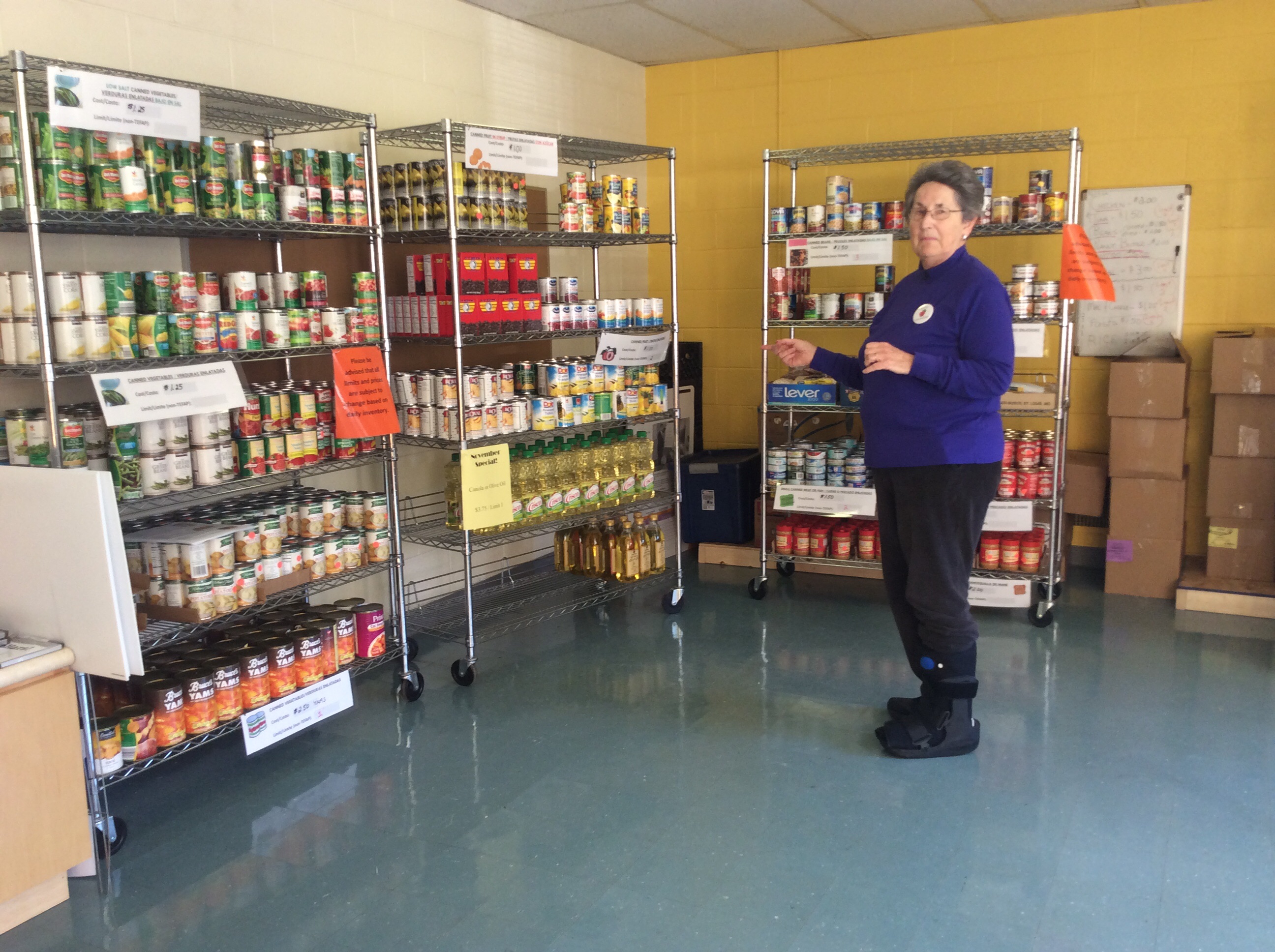 Manna Food Pantry Lets Clients Do The Shopping In Silver Spring