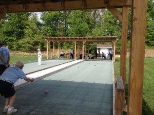 Riderwood residents and Springbrook High School students played bocce on May 8.
