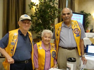 Resident members of the Riderwood Lions Club participate in the community's Opportunities Fair on August 21.