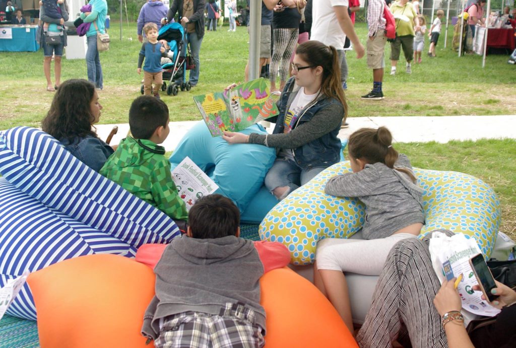 Gaithersburg Book Festival Sets a Record for Attendance (VIDEO
