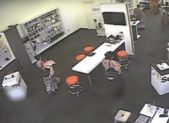 Police Investigate Gaithersburg ‘Distraction Theft’ After 6 Women Steal $24,000 in Cell Phones Verizon robbert 2019-08-23 at 11.27.48 AM