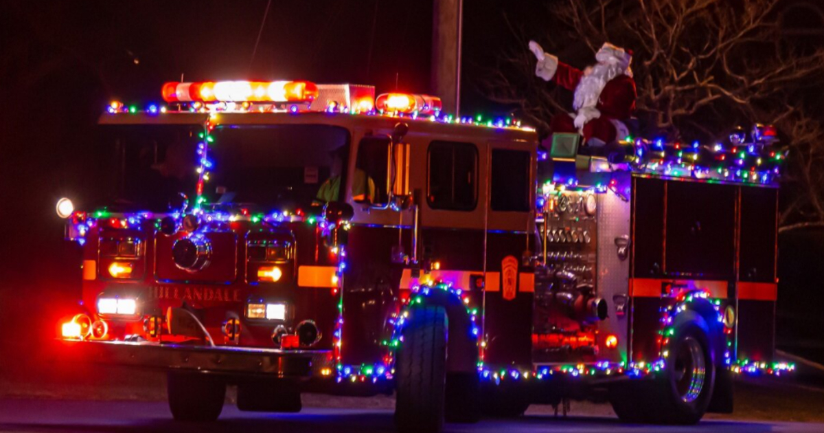 Santa Claus Hitching a Ride with Hillandale Volunteer Fire Department ...